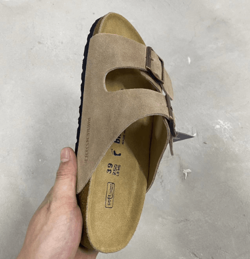 Two button mud color/cow suede