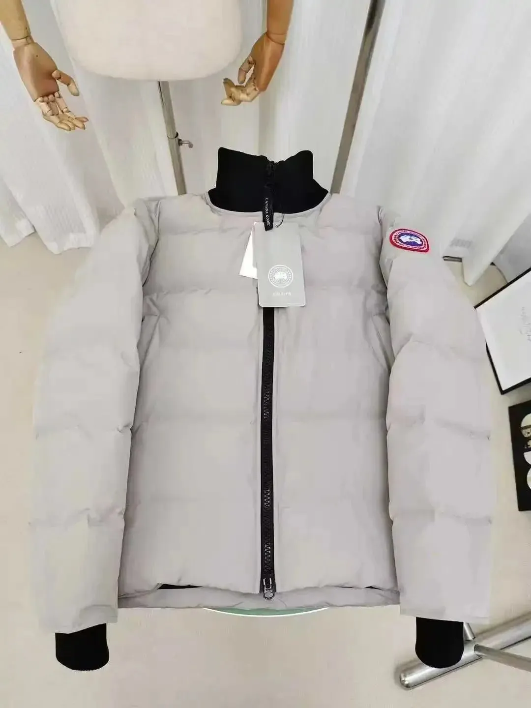 Canada goose无帽米白<70%白绒（羽绒服）